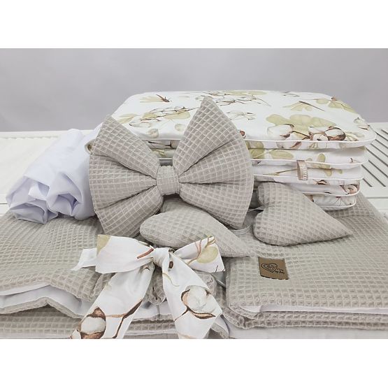 White Wicker Baby Cradle with Cotton Flowers Set