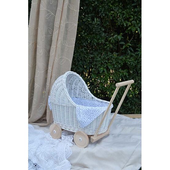 Wicker pram for dolls - white