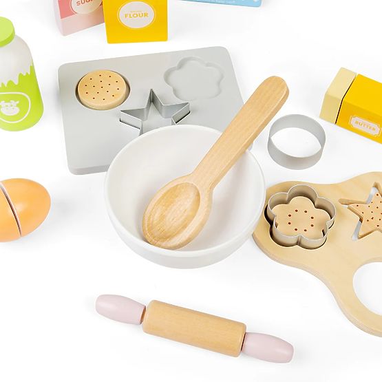 Wooden Cookie Baking Set
