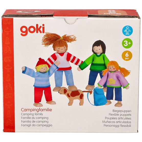 Wooden dolls on a trip