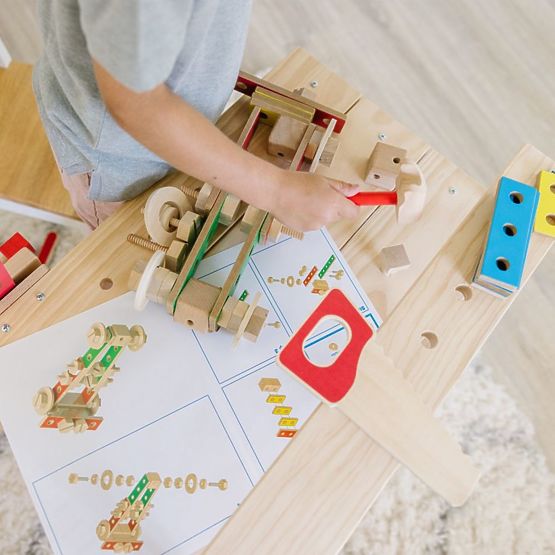 Wooden workshop for do-it-yourselfers and kits 2 in 1