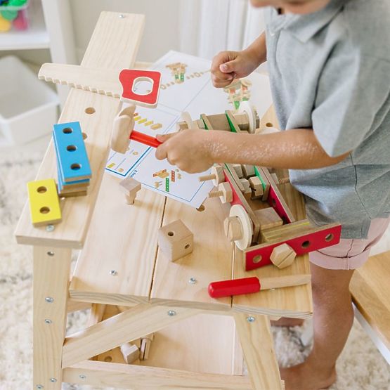 Wooden workshop for do-it-yourselfers and kits 2 in 1