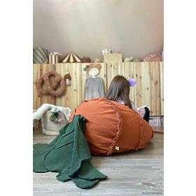 Carrot bean bag - Lorena Canals