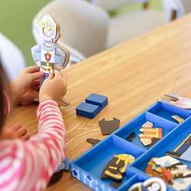 Magnetic Dress-Up Set – Billy, Melissa & Doug