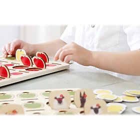 small foot Guess Who I Am? 4 Friends