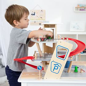 small foot Premium Parking Garage