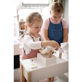 small foot Wooden Scale Fresh