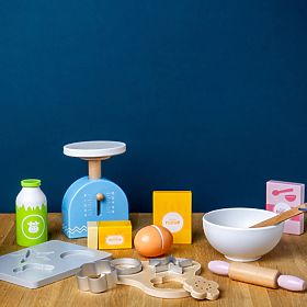 Wooden Cookie Baking Set