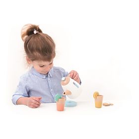 Wooden Tea Set with Teapot and Cups